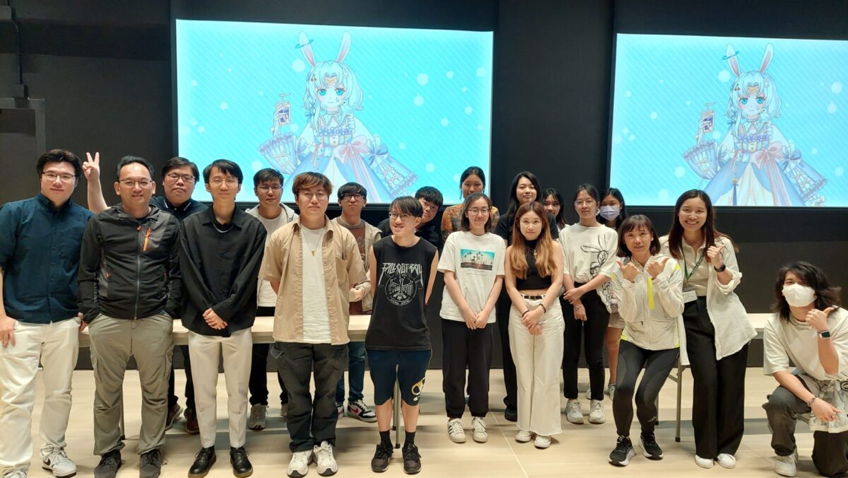 VTubing Series – Defining Self in Meta World: VTuber and Its Creative Industry in Asia